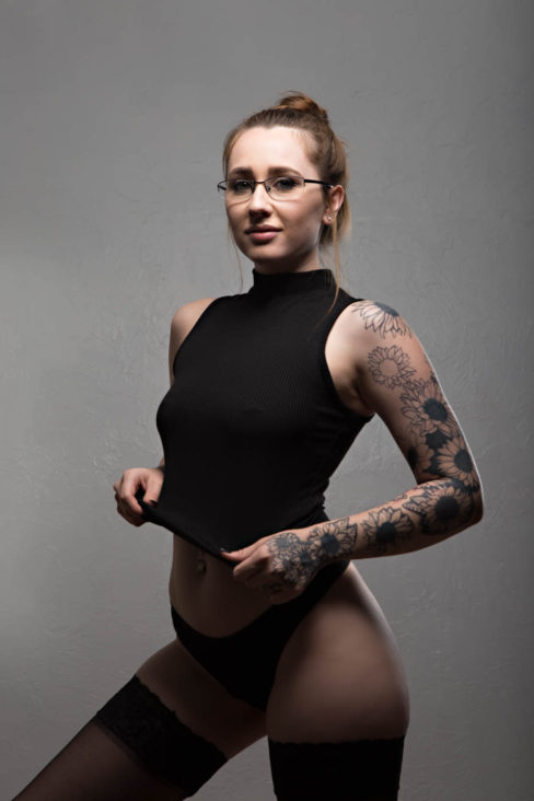 2020Butterflywings is a sexy teacher