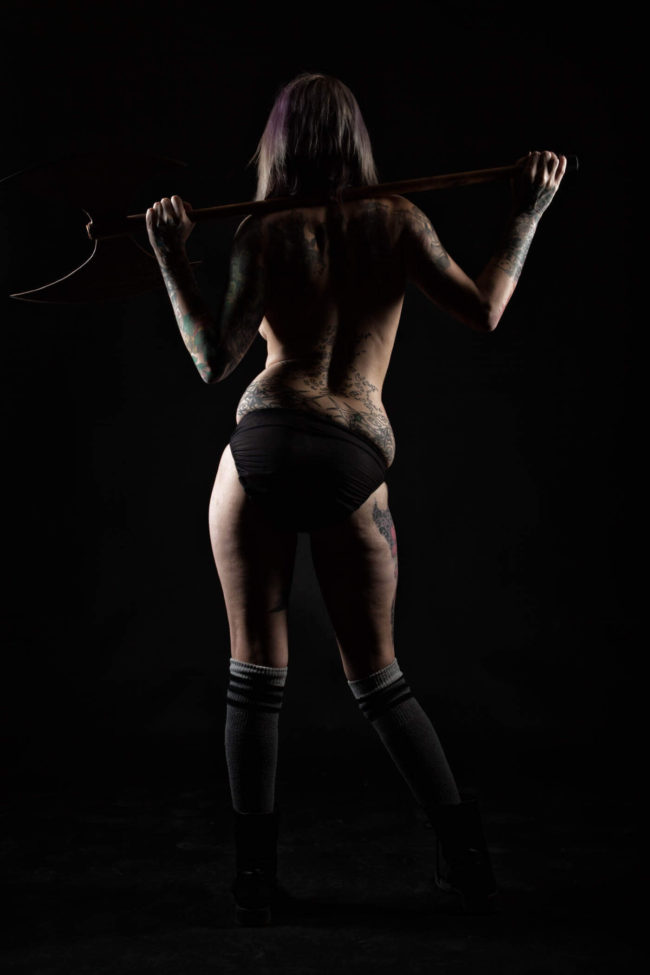 Image of Hannah Batgirl prepped for combat