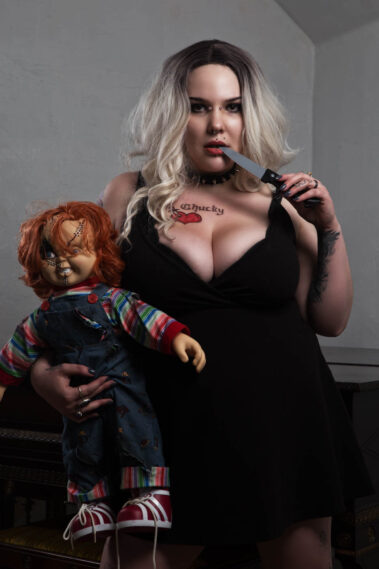 Cosplay Glamour with Elthebelle420 as the bride of Chucky