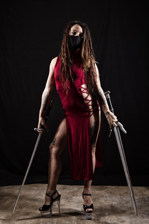 creative-darkart-photographer-okc-danielle-helton-red-swords