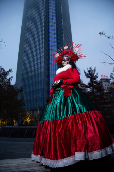 In Luck Modeling with @lacatrina_ebony